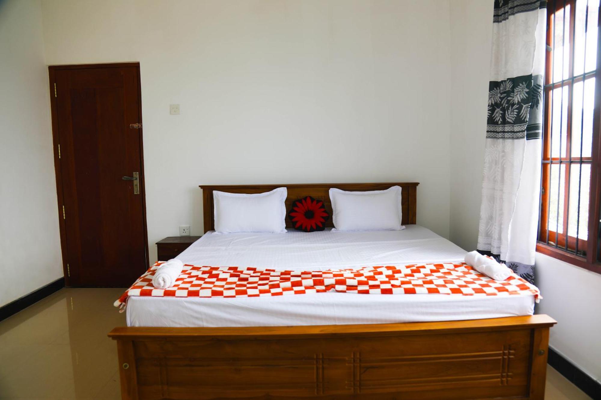Mountain Bliss Villa Peradeniya Buitenkant foto