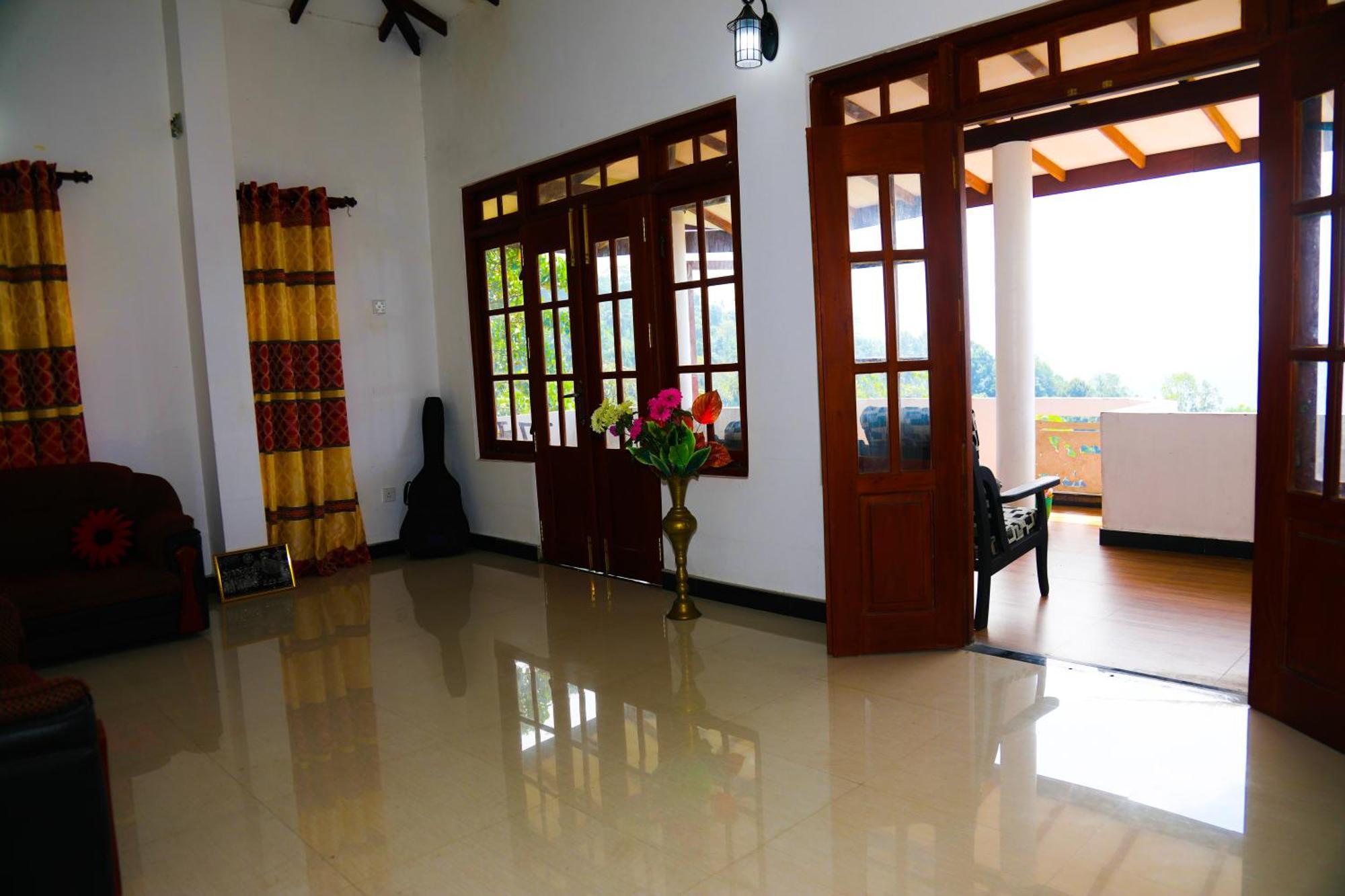 Mountain Bliss Villa Peradeniya Buitenkant foto