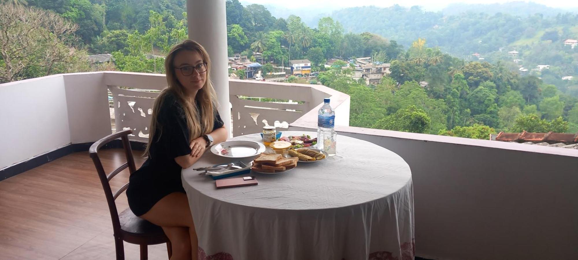Mountain Bliss Villa Peradeniya Buitenkant foto